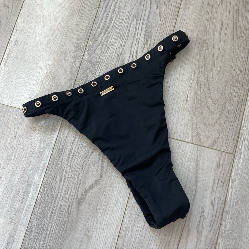 Meshki (NWOT) Buckle Belted High Waist Cheeky Bikini Bottoms Black (xsmall) swim - Picture 4 of 6